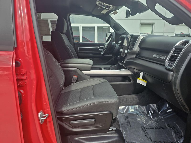 New 2025 RAM 1500 Big HornImage 15