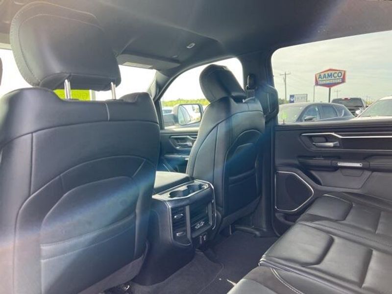 2024 RAM 1500 LaramieImage 16