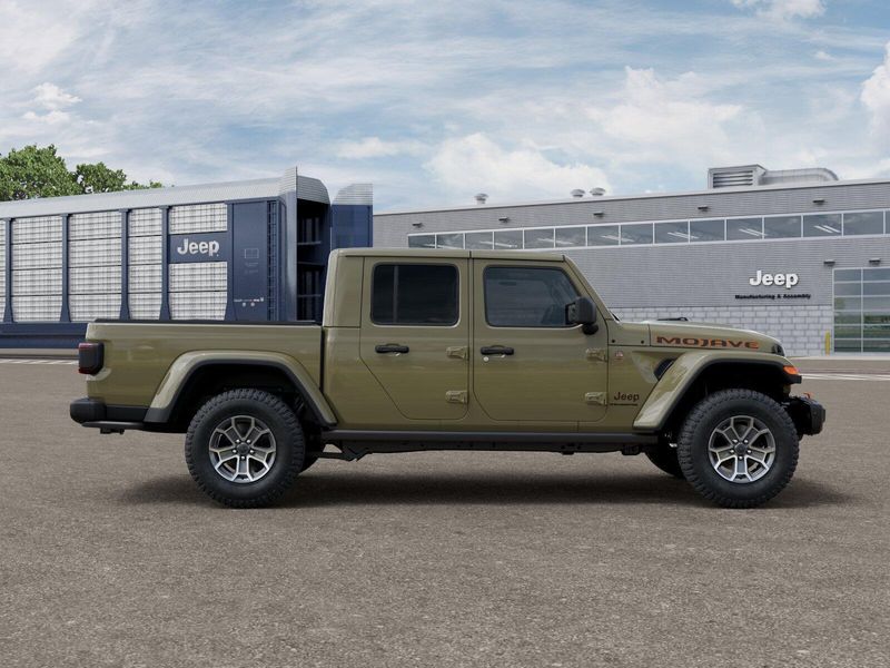 New 2026 Jeep Gladiator Mojave X 4x4Image 31