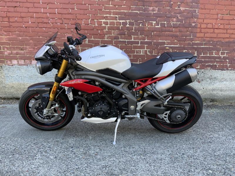 2017 Triumph SPEED TRIPLE R