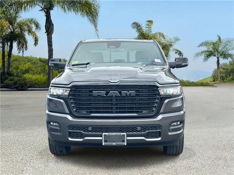 New 2026 RAM 1500 Laramie Crew Cab 4x2 5'7' Box