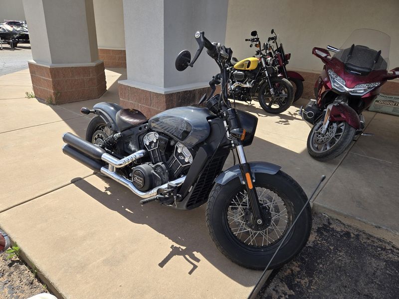 USED 2021 INDIAN MOTORCYCLE SCOUT BOBBER TWENTY Image 1