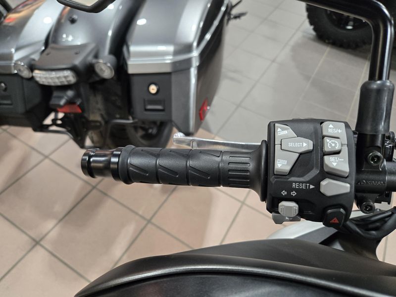 NEW 2026 KAWASAKI Z900 SE ABS Image 18