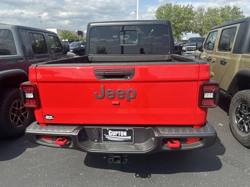 New 2025 Jeep Gladiator Rubicon 4x4Image 11