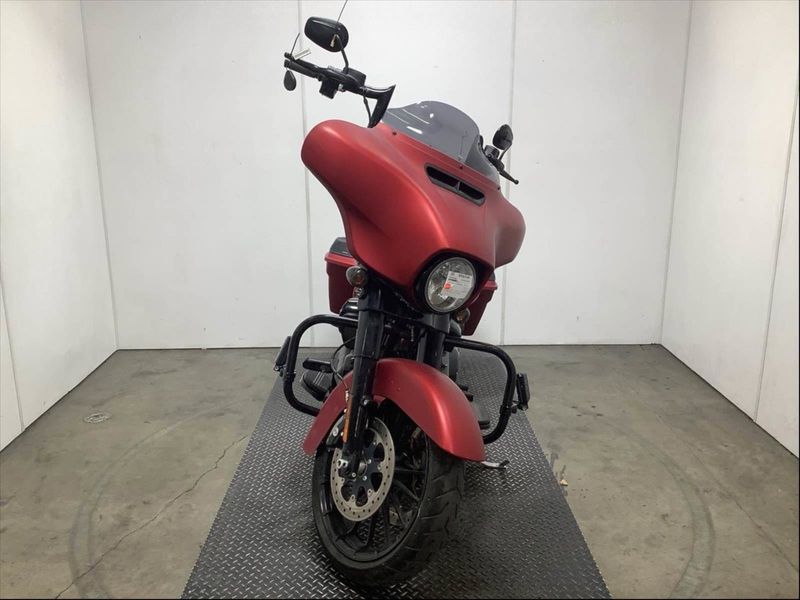 2019 Harley-Davidson Street Glide in a WICKED RED DNM exterior color. BMW Motorcycles of Temecula – Southern California (951) 506-6903 bmwmotorcyclesoftemecula.com 