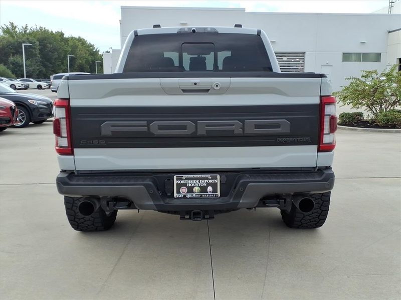 2023 Ford F-150 Raptor photo 2