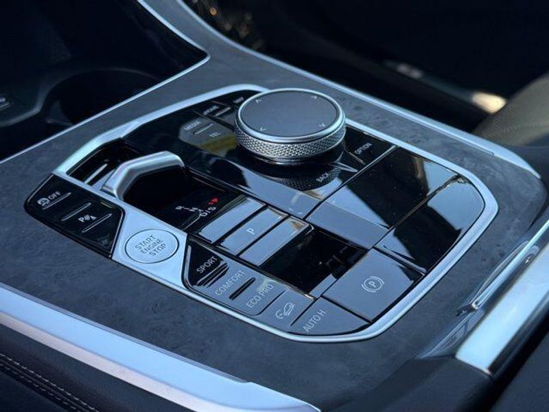 New 2026 BMW X5 xDrive40iImage 22