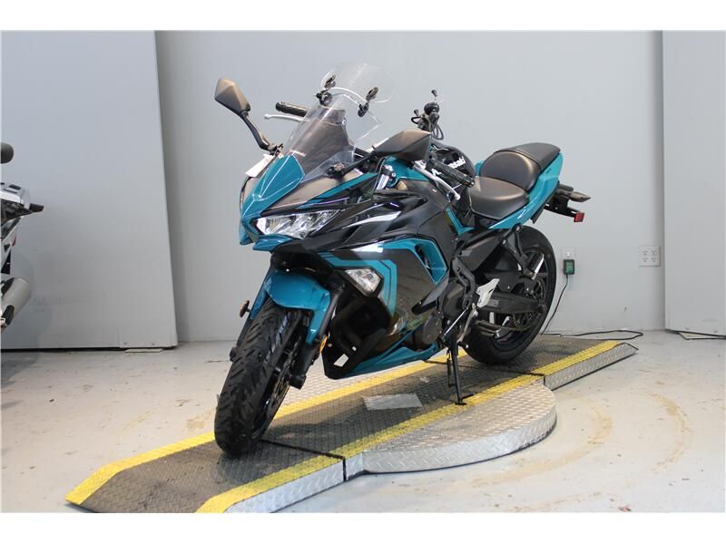 Used 2021 Kawasaki NINJA 650 Image 8