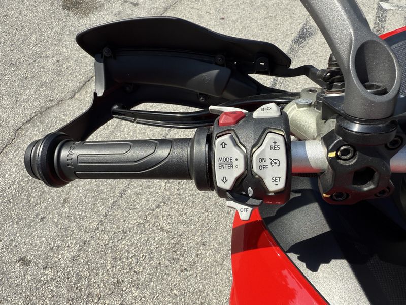 2024 Ducati  Multistrada V2 S