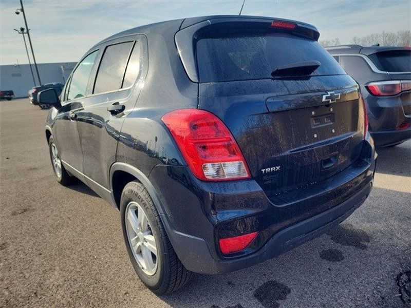 2019 Chevrolet Trax LSImage 3