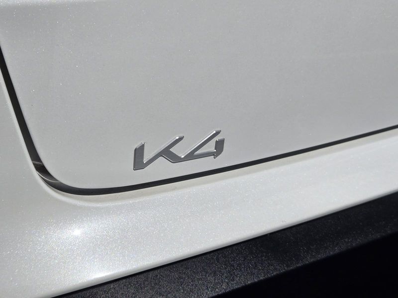 Used 2025 Kia K4 LXS FWD