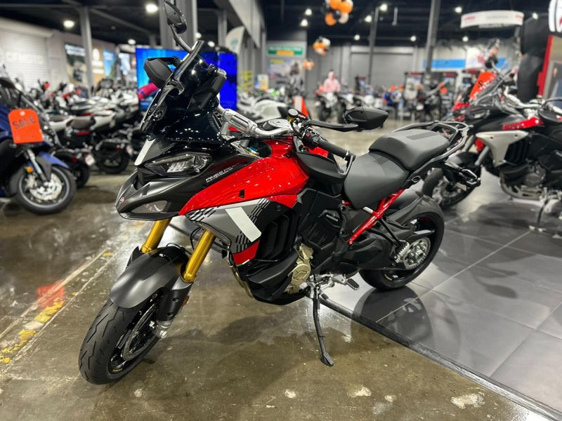 New 2026 Ducati MULTISTRADA V4 PIKES PEAK Image 14