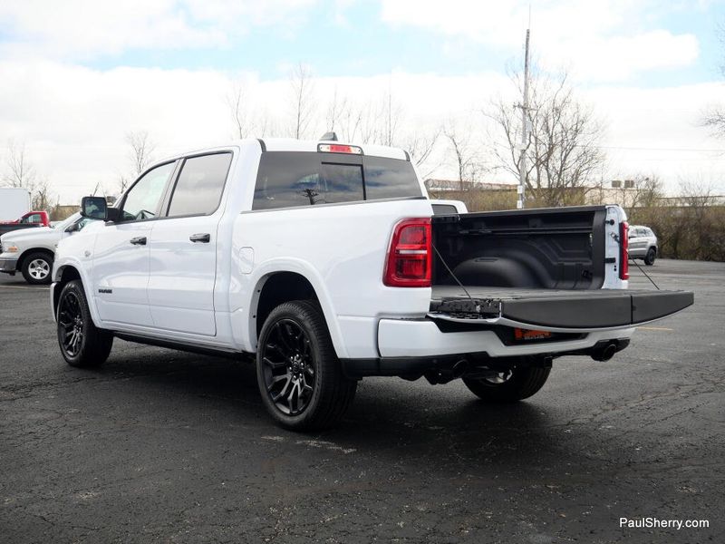 New 2026 RAM 1500 Limited Crew Cab 4x4 5'7' Box