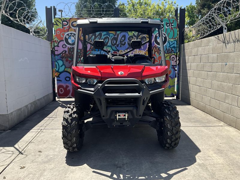 2024 Can-Am DEFENDER XT 64 HD10 Image 1