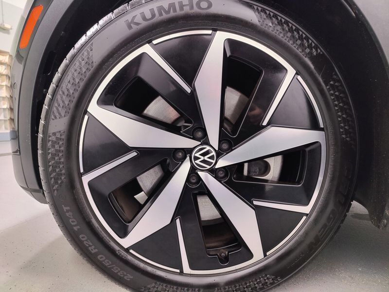 Used 2023 Volkswagen ID.4 Pro S 82kW Long Range w/Glass RoofImage 26