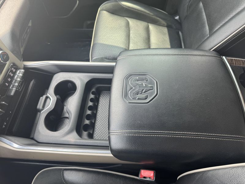 Used 2019 RAM 1500 LaramieImage 24
