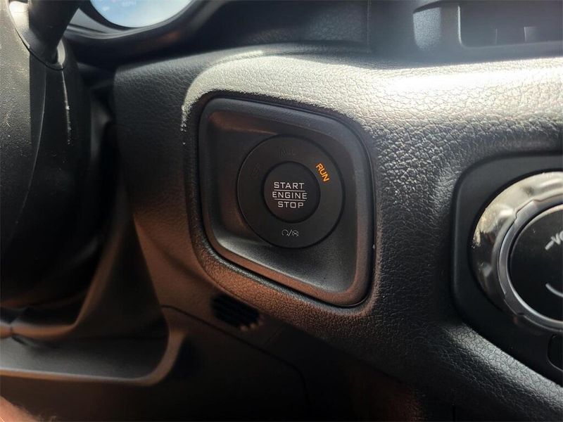 2025 Jeep Wrangler 4-door SportImage 15