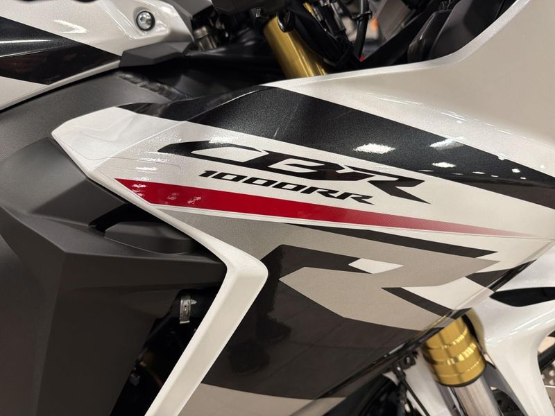 New 2026 Honda CBR1000RR Image 28