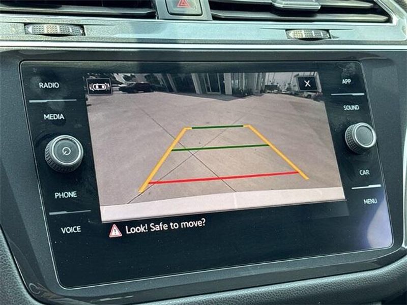 2021 Volkswagen Tiguan 2.0T SE R-Line BlackImage 27