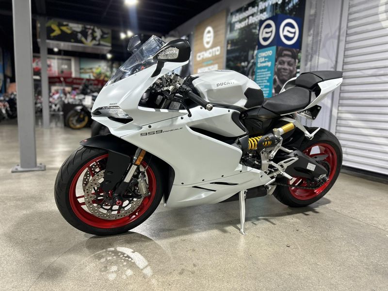 Used 2019 Ducati PANIGALE 959 Image 12