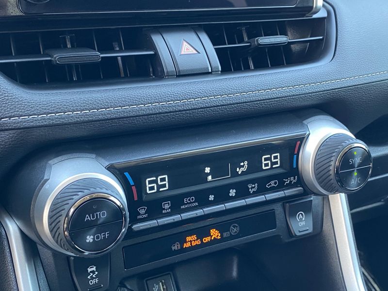 2023 Toyota RAV4 XLEImage 23