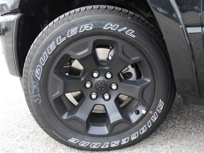 2025 RAM 1500 Big Horn Crew Cab 4x4 5