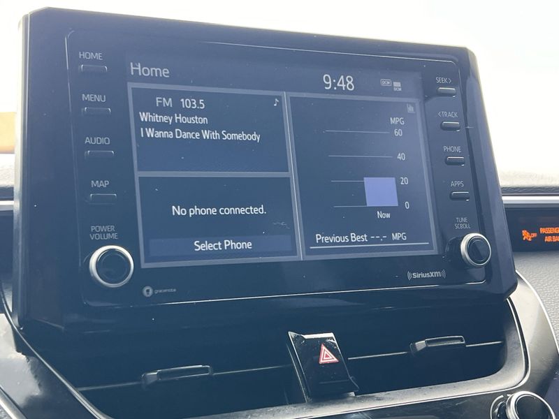 Used 2022 Toyota Corolla LEImage 10