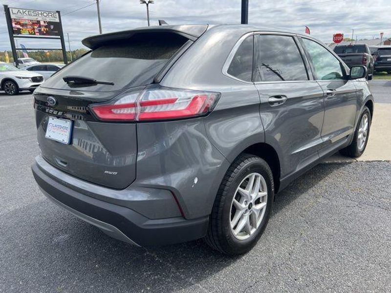 2024 Ford Edge SELImage 6
