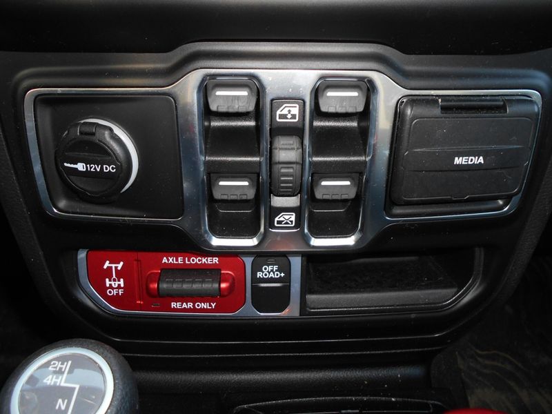 2021 Jeep Gladiator MojaveImage 12