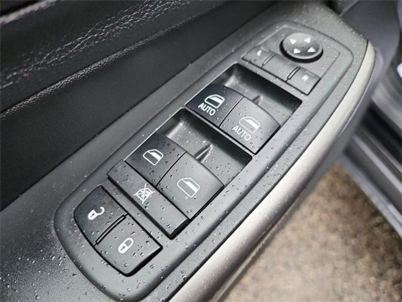 2019 Jeep Cherokee LatitudeImage 24