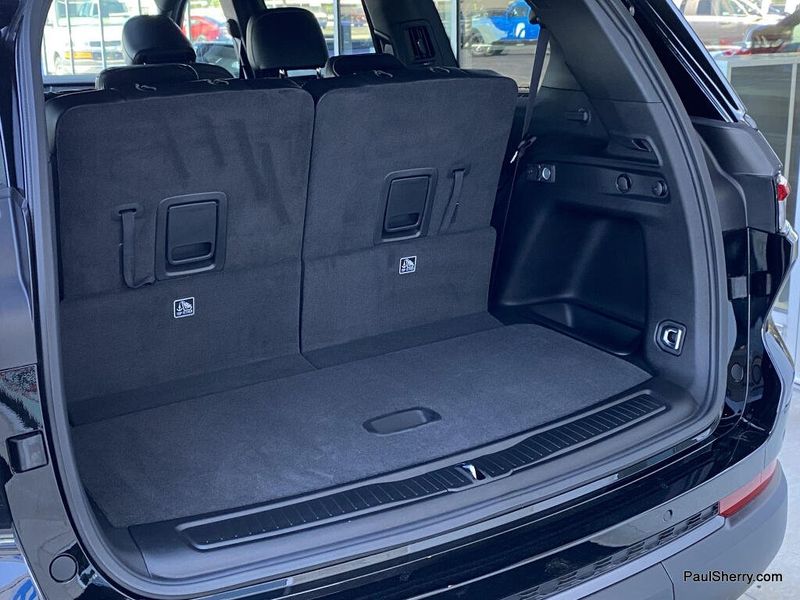New 2026 Jeep Grand Cherokee L Laredo Altitude 4x4