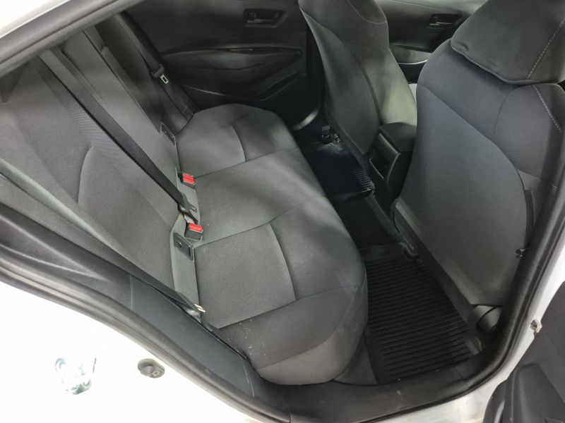 Used 2022 Toyota Corolla LEImage 8