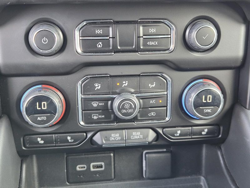 Used 2023 Chevrolet Tahoe 2WD 4dr LT