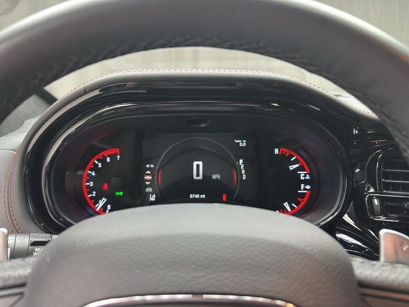 Used 2025 Dodge Durango R/T PremiumImage 9