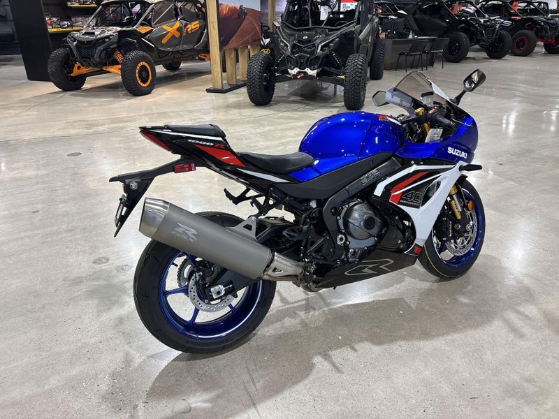 New 2027 Suzuki GSX-R1000R 40TH ANNIVERSARY EDITION Image 15