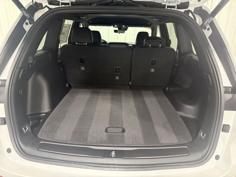 New 2025 Jeep Grand Cherokee Limited 4x4Image 7