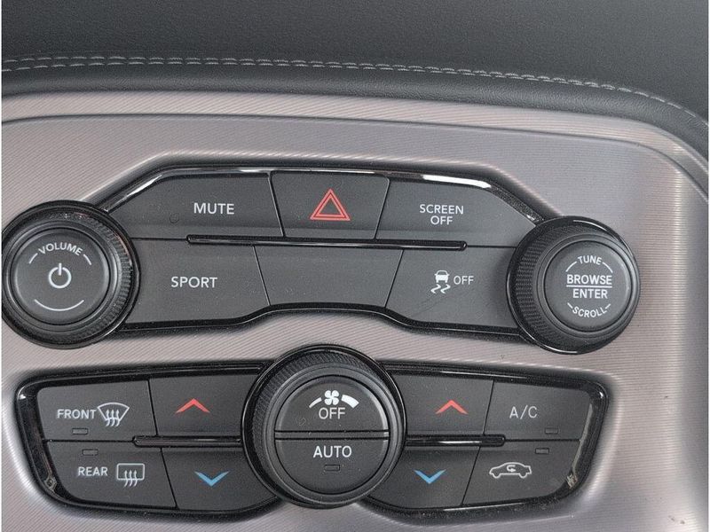 Used 2023 Dodge Challenger SXTImage 16