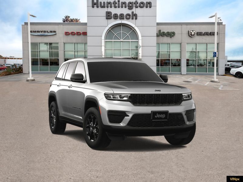 2025 Jeep Grand Cherokee Altitude 4x2Image 16