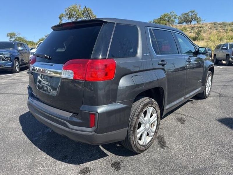 2017 Gmc Terrain SLE photo 5