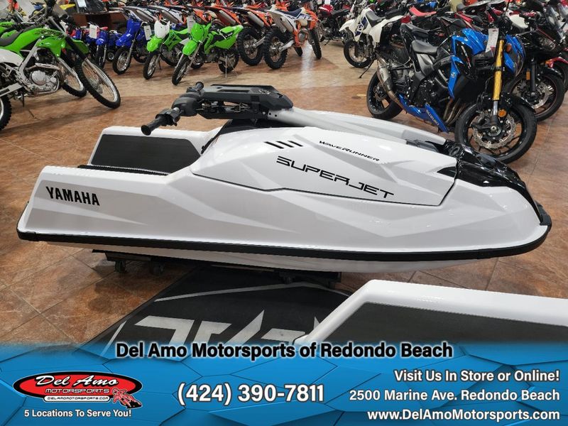 New 2025 Yamaha Superjet 