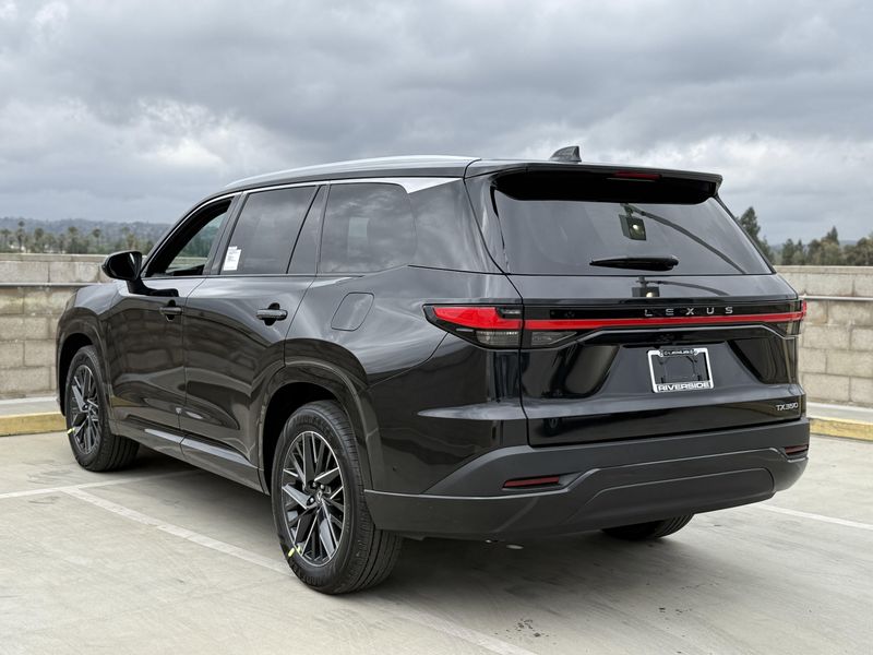 2025 Lexus TX Image 10