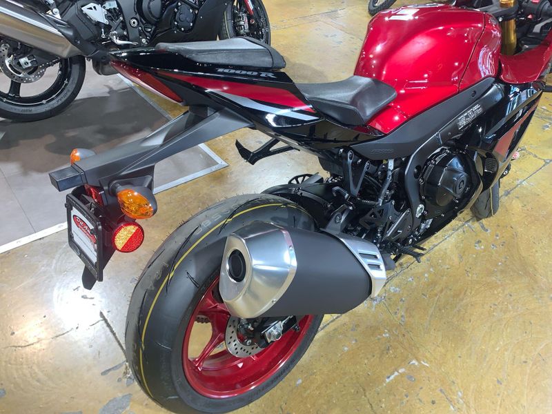 New 2025 Suzuki GSX-R1000R Image 18