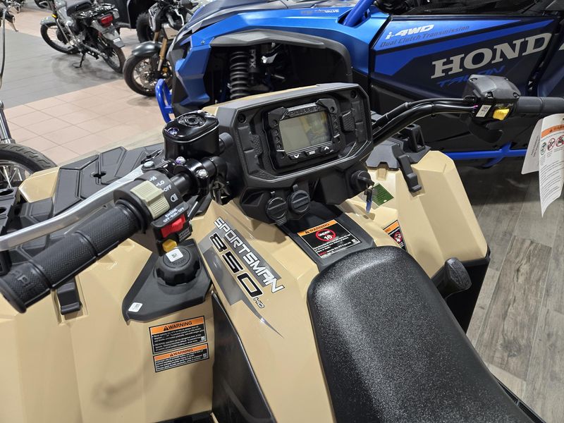 2025 Polaris SPORTSMAN 850 MILITARY TAN Image 15