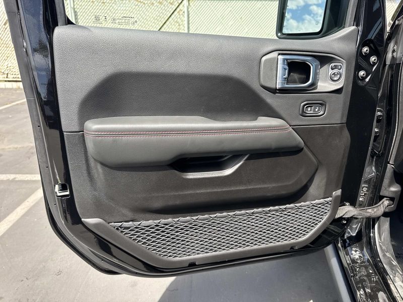 New 2026 Jeep Wrangler 4-door Rubicon