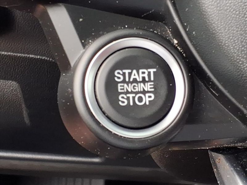 Used 2024 Alfa Romeo Stelvio VeloceImage 11