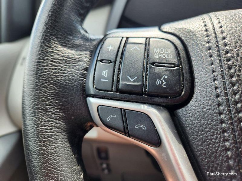 Used 2020 Toyota Sienna XLEImage 33