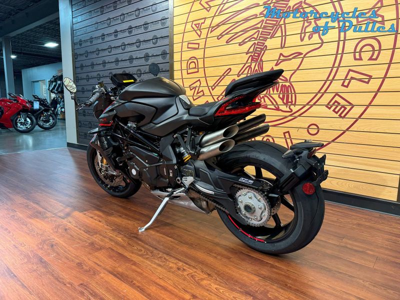 2024 MV Agusta Brutale 1000 RR Image 6