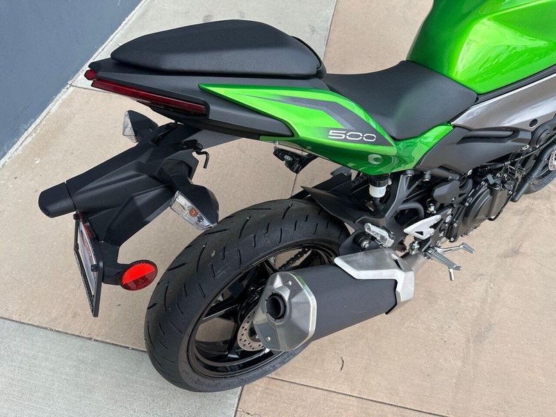 Used 2024 Kawasaki Z500 ABS Image 17