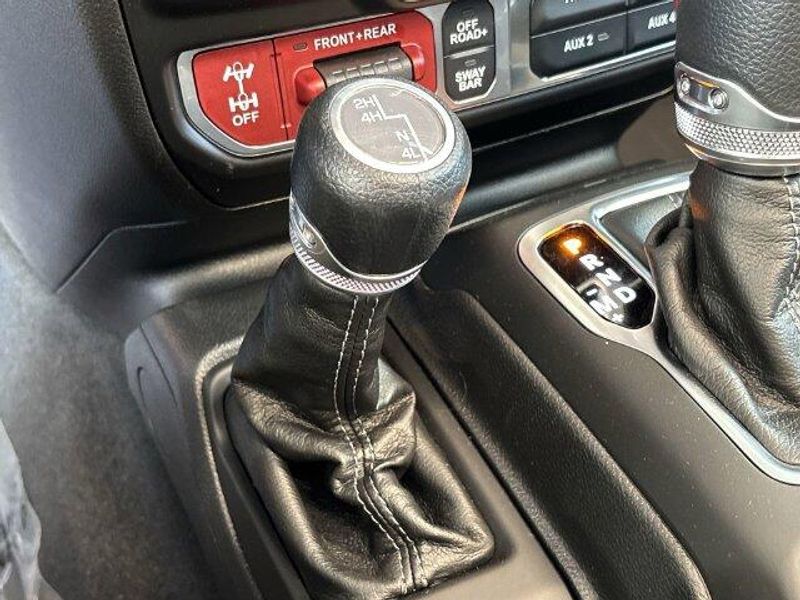 New 2026 Jeep Wrangler 4-door RubiconImage 15