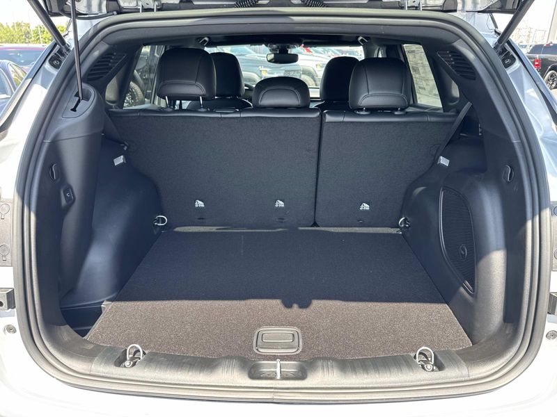 New 2026 Jeep Compass Limited Altitude 4x4